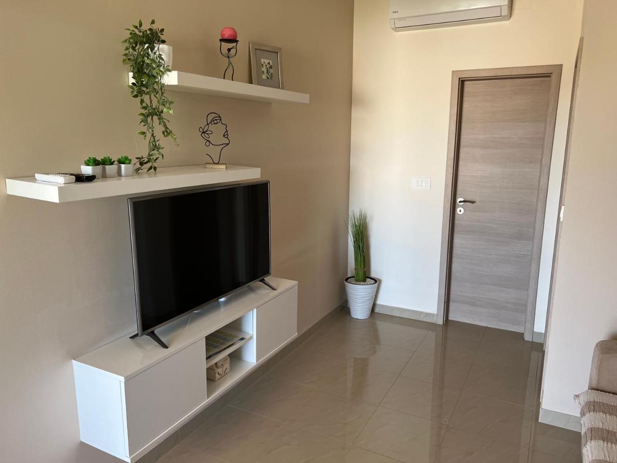 Apartmani Nina I Niko Ugljan Camera foto