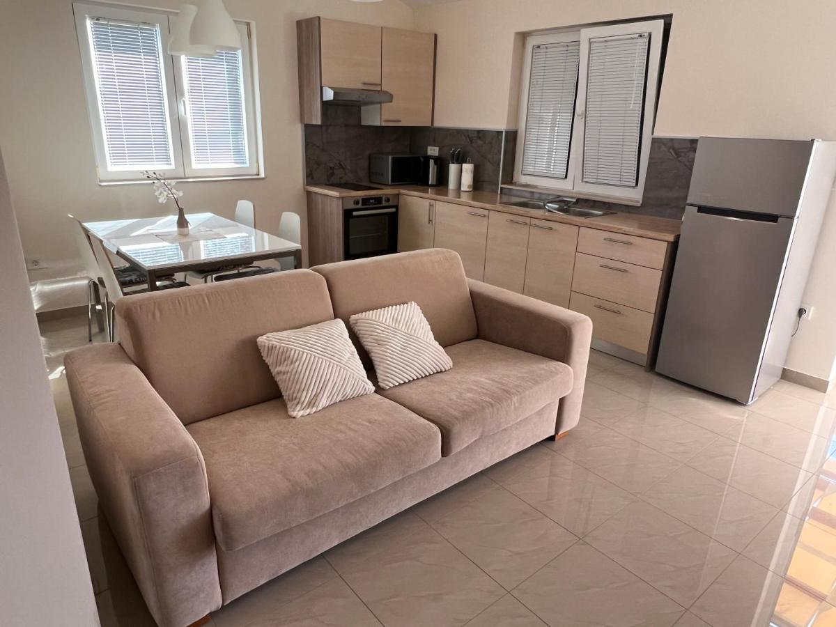 Apartmani Nina I Niko Ugljan Camera foto